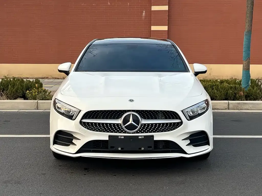Mercedes-Benz A-Class 2023 из CN, фото 7