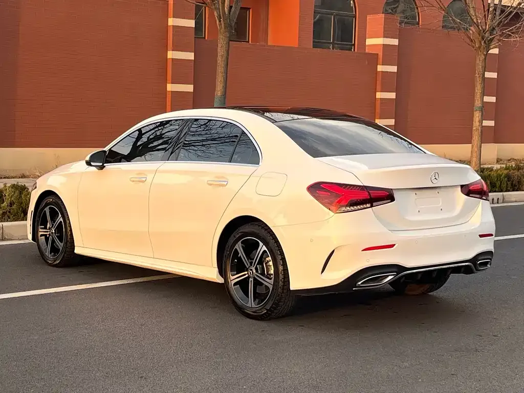 Mercedes-Benz A-Class 2023 из CN, фото 9