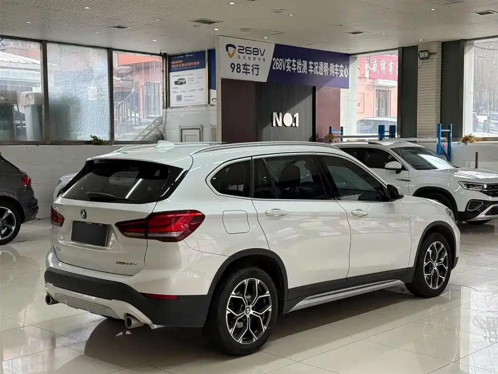 BMW X1 2022 из CN, фото 8