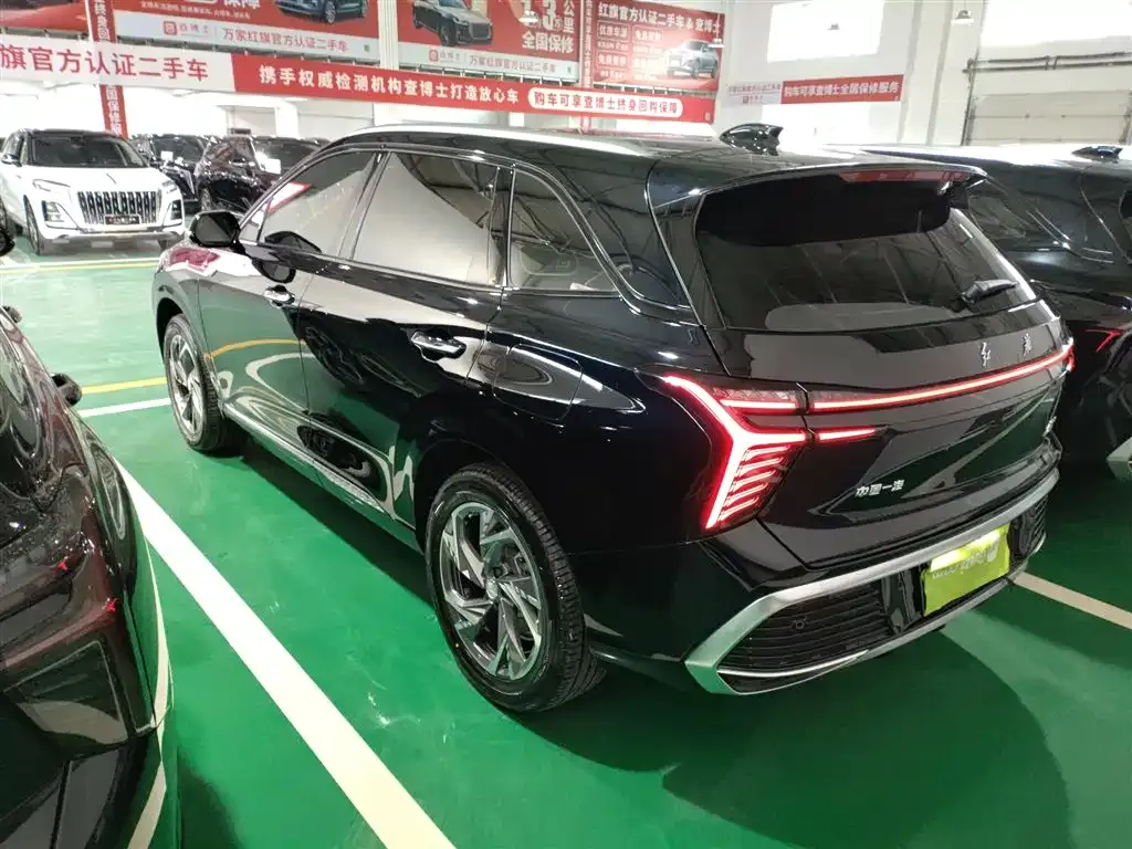 Hongqi HS3 PHEV — фото 7