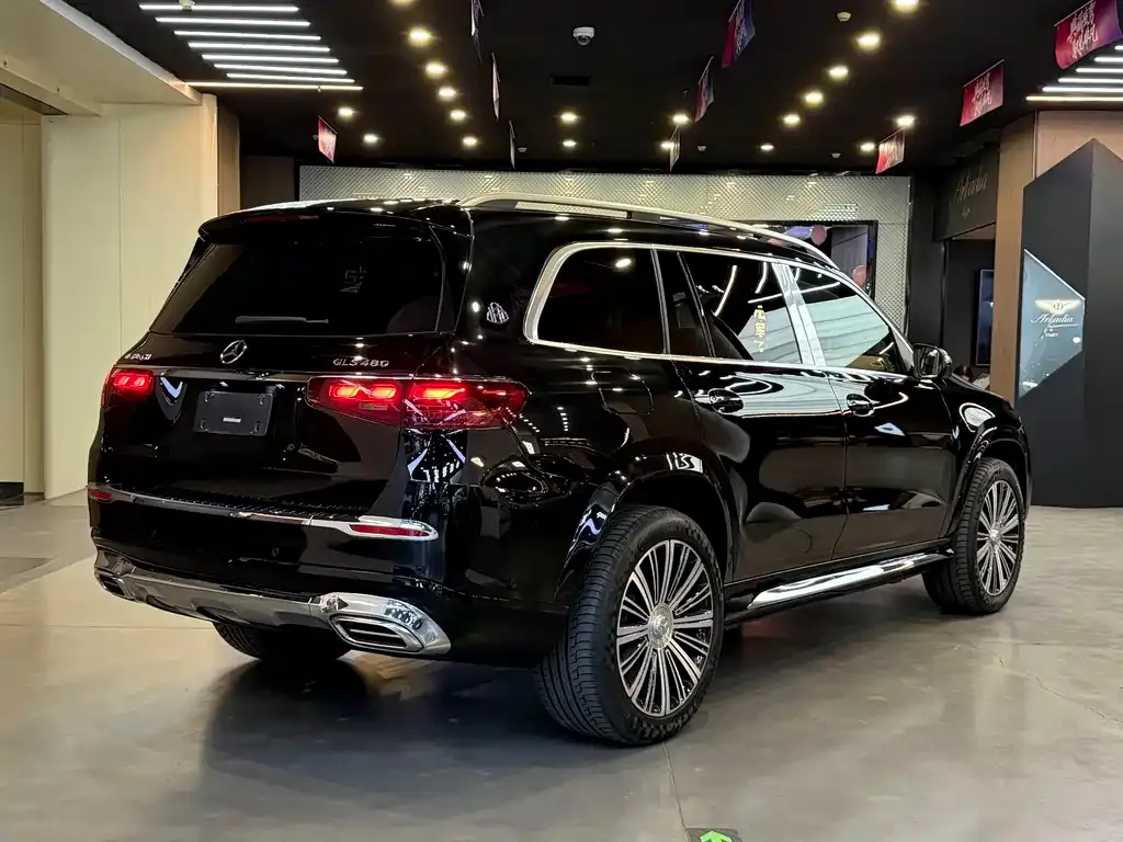 Mercedes-Benz GLS — фото 5