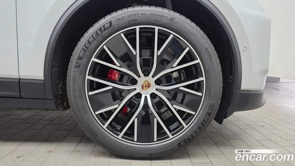 Porsche Macan 2025 из KR, фото 6