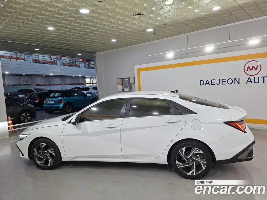 Hyundai AVANTE 2024 из KR, фото 4