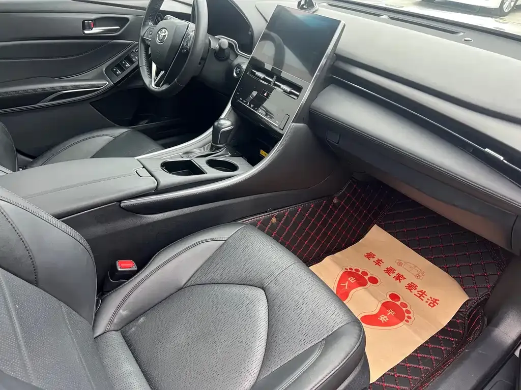 Toyota Avalon 2023 из CN, фото 4