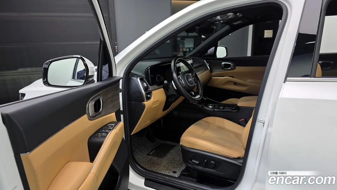 Kia Sorento — фото 7