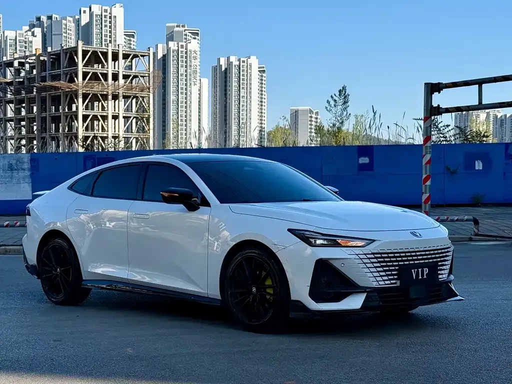 Changan UNI-V 2023 из CN, фото 6