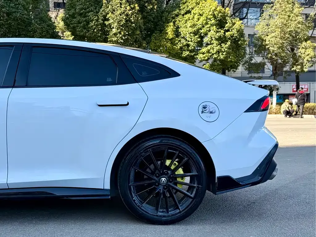 Changan UNI-V 2023 из CN, фото 8