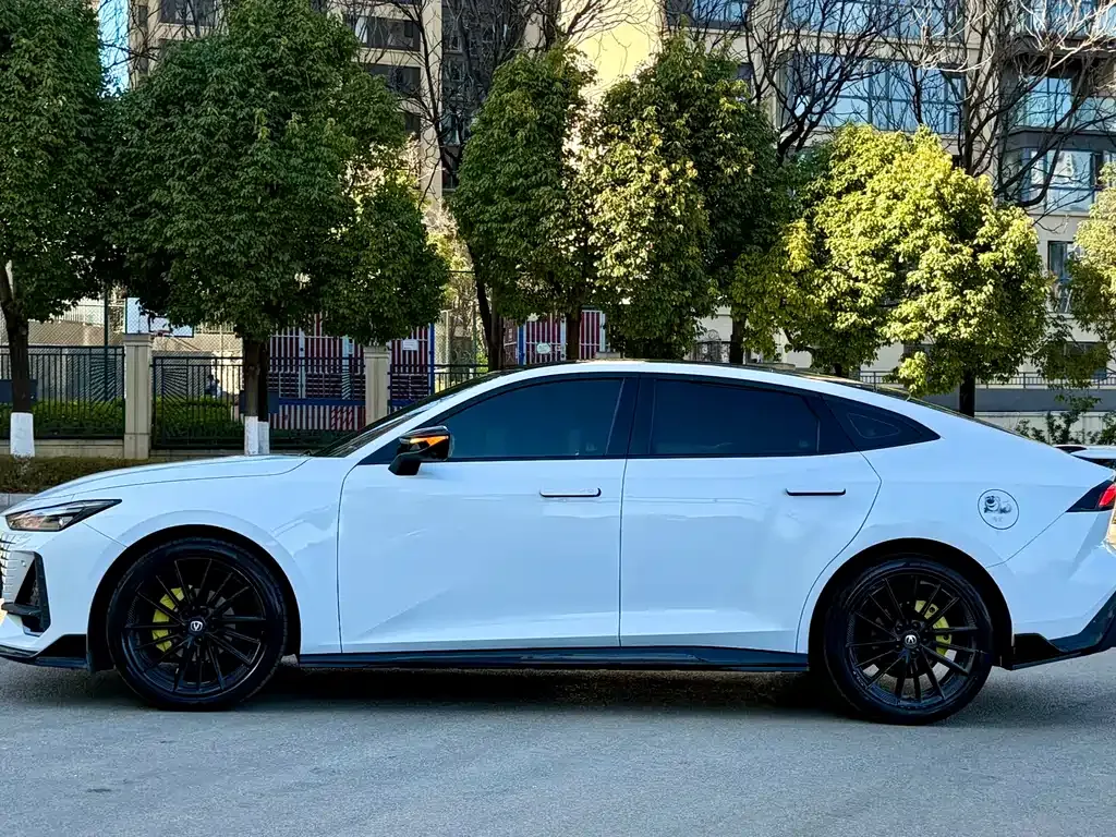 Changan UNI-V 2023 из CN, фото 7