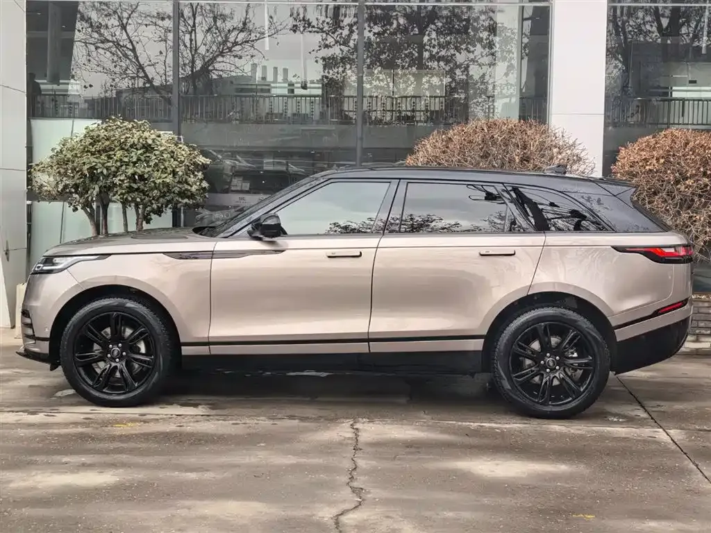Land Rover Velar — фото 9