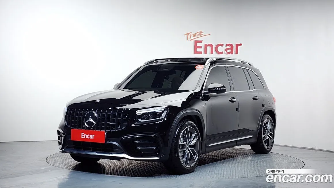 Mercedes-Benz GLB-Class — фото 1