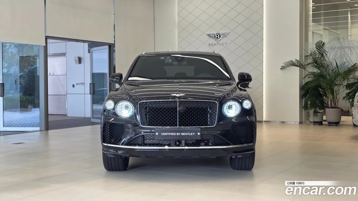 Bentley Bentayga 2025 из KR, фото 9
