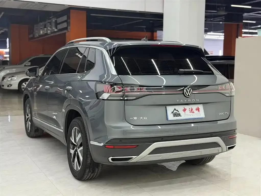 Mazda CX-30 2023 из CN, фото 10