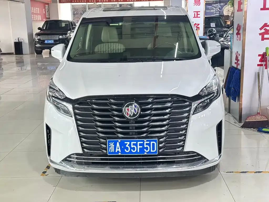 Buick GL8 2023 из CN, фото 1