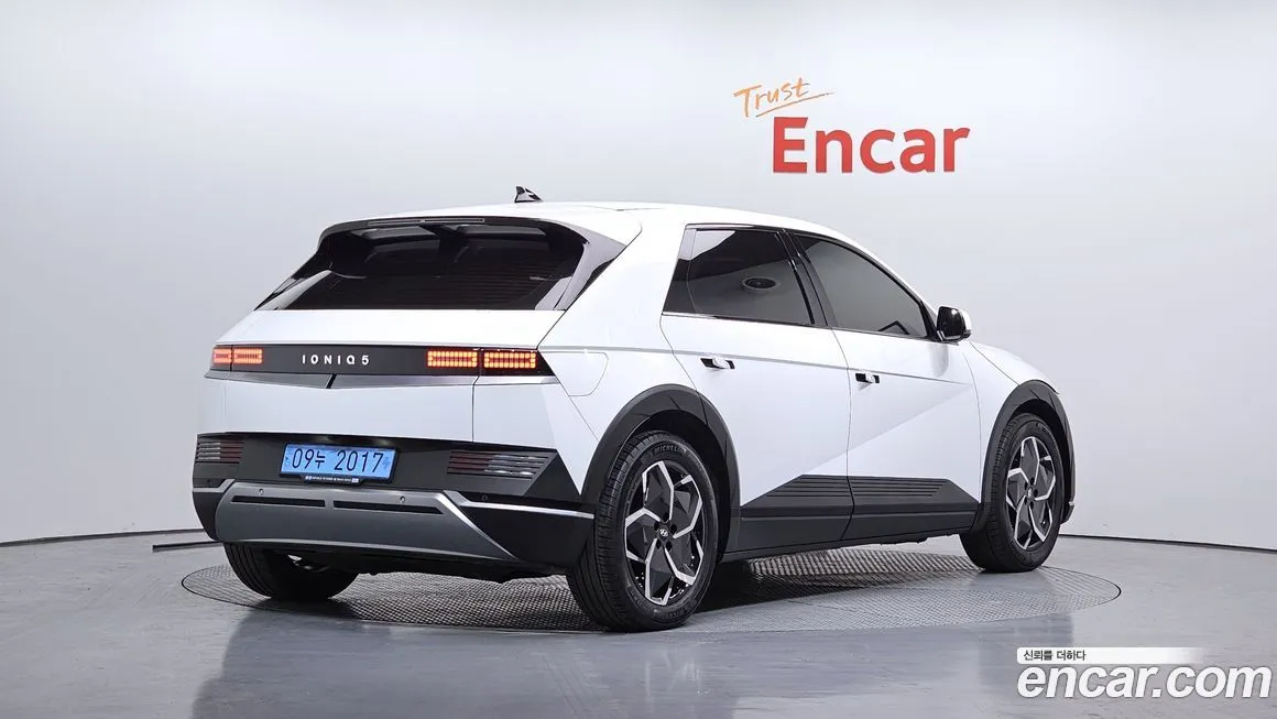 Hyundai Ioniq5 — фото 3