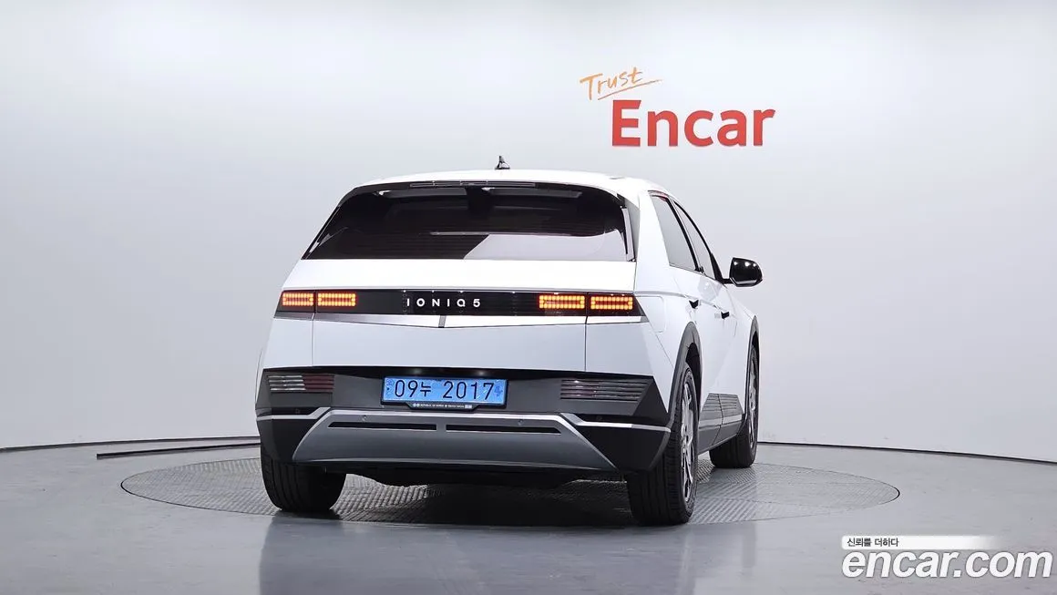 Hyundai Ioniq5 — фото 2