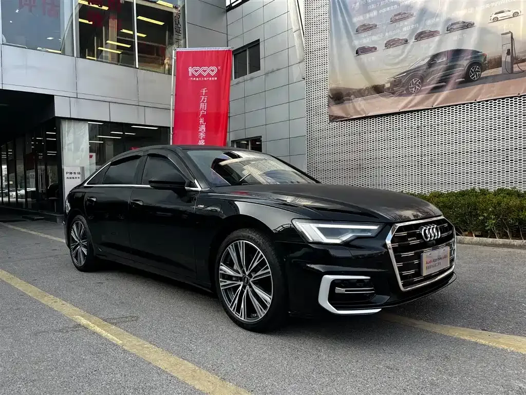 Audi A6L — фото 7