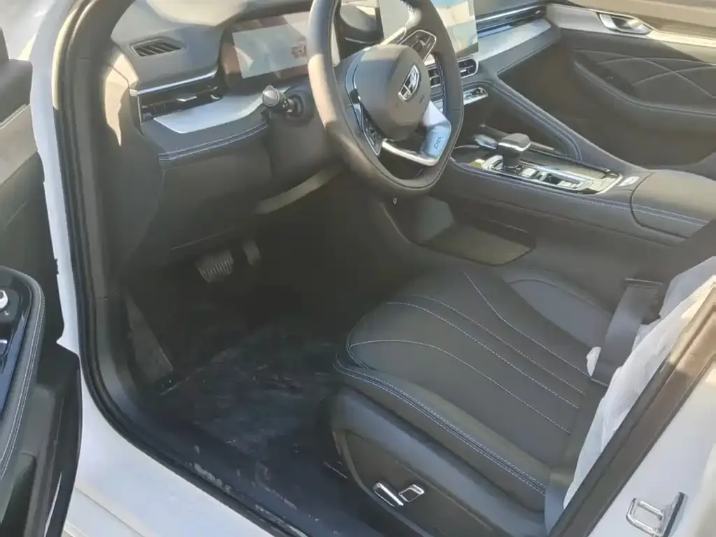 Geely Xingrui 2025 из CN, фото 2
