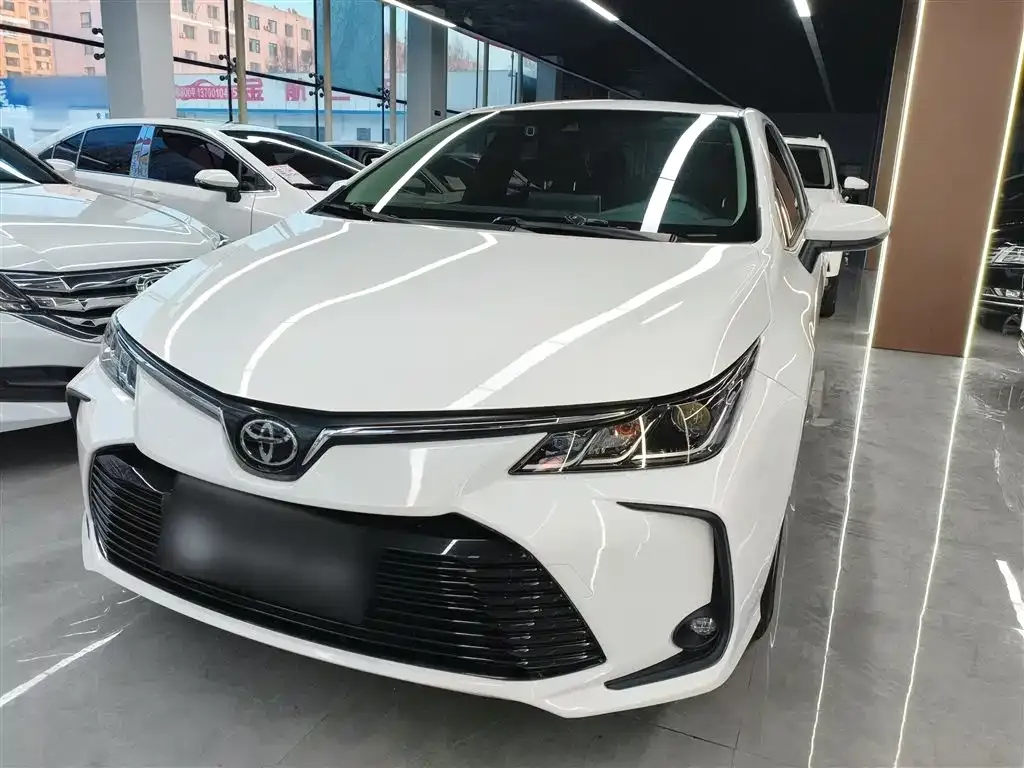 Toyota Corolla 2022 из CN, фото 2