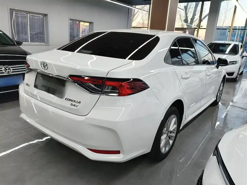 Toyota Corolla 2022 из CN, фото 3