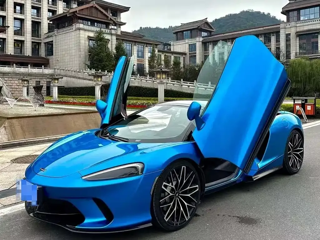 McLaren GT — фото 1