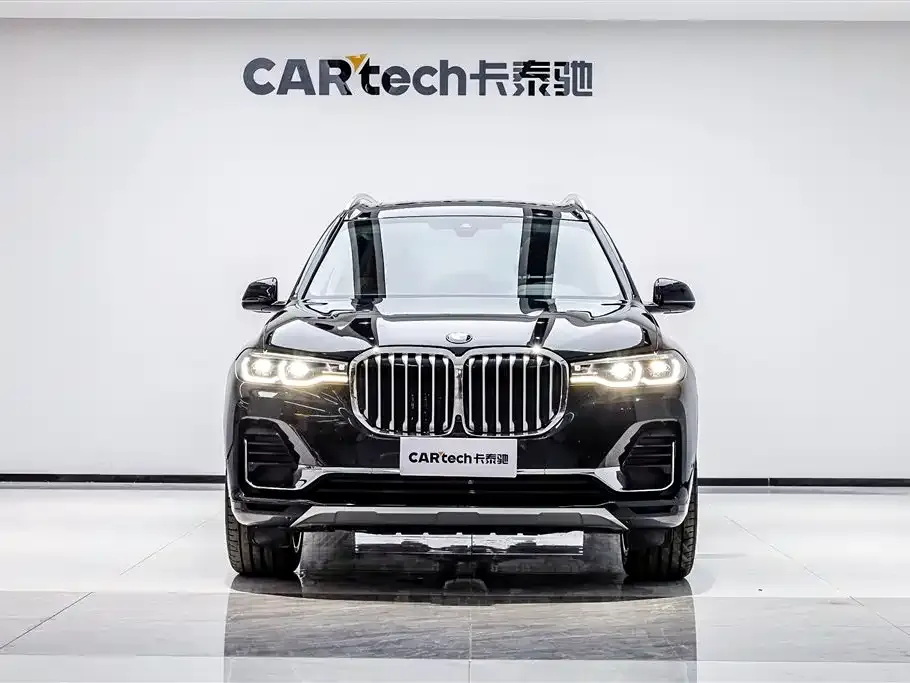 BMW X7 — фото 3