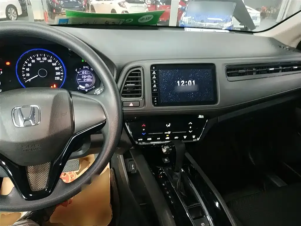 Honda Vezel 2021 из CN, фото 10