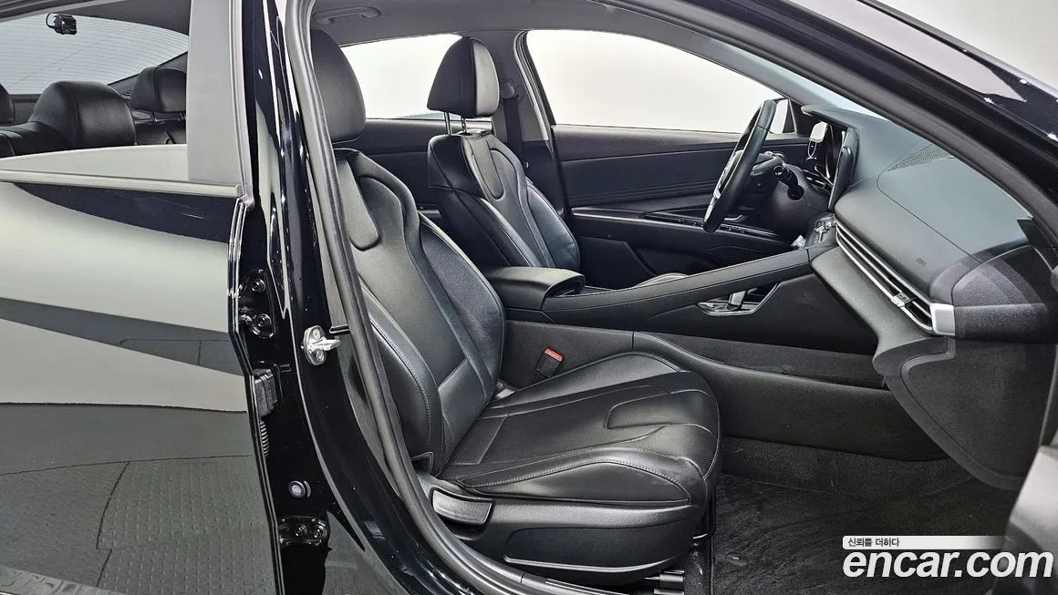 Hyundai AVANTE — фото 9