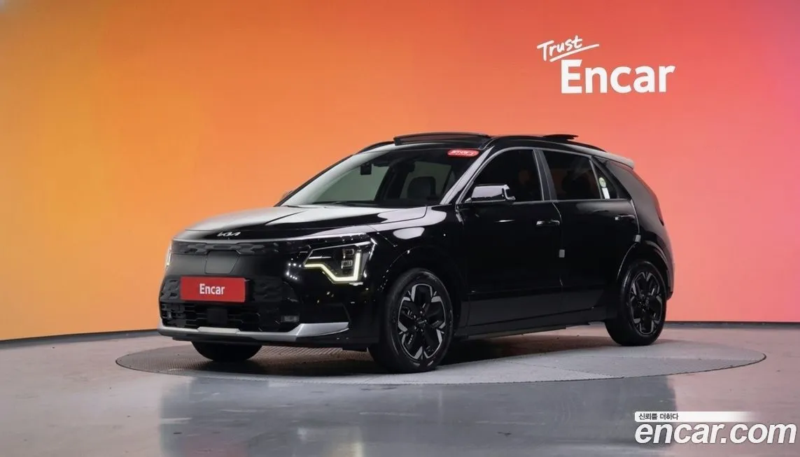 Kia Niro — фото 1