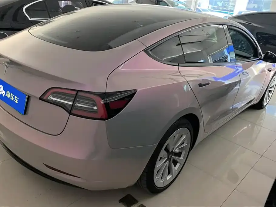 Tesla Model 3 — фото 5