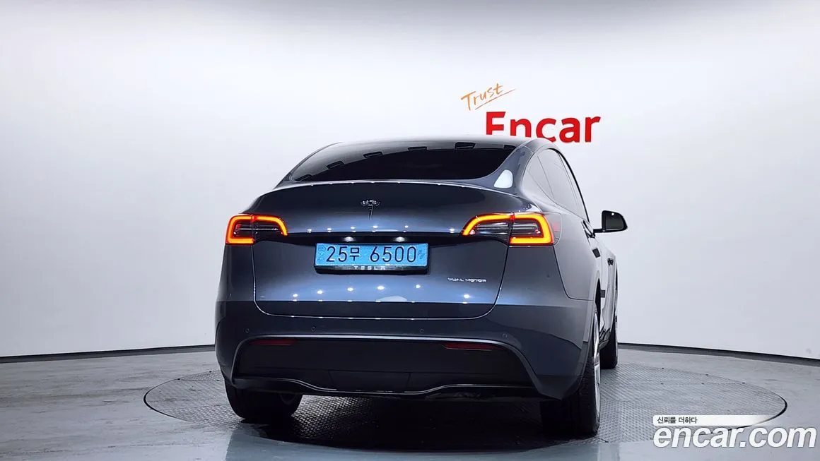 Tesla Model Y 2022 из KR, фото 7