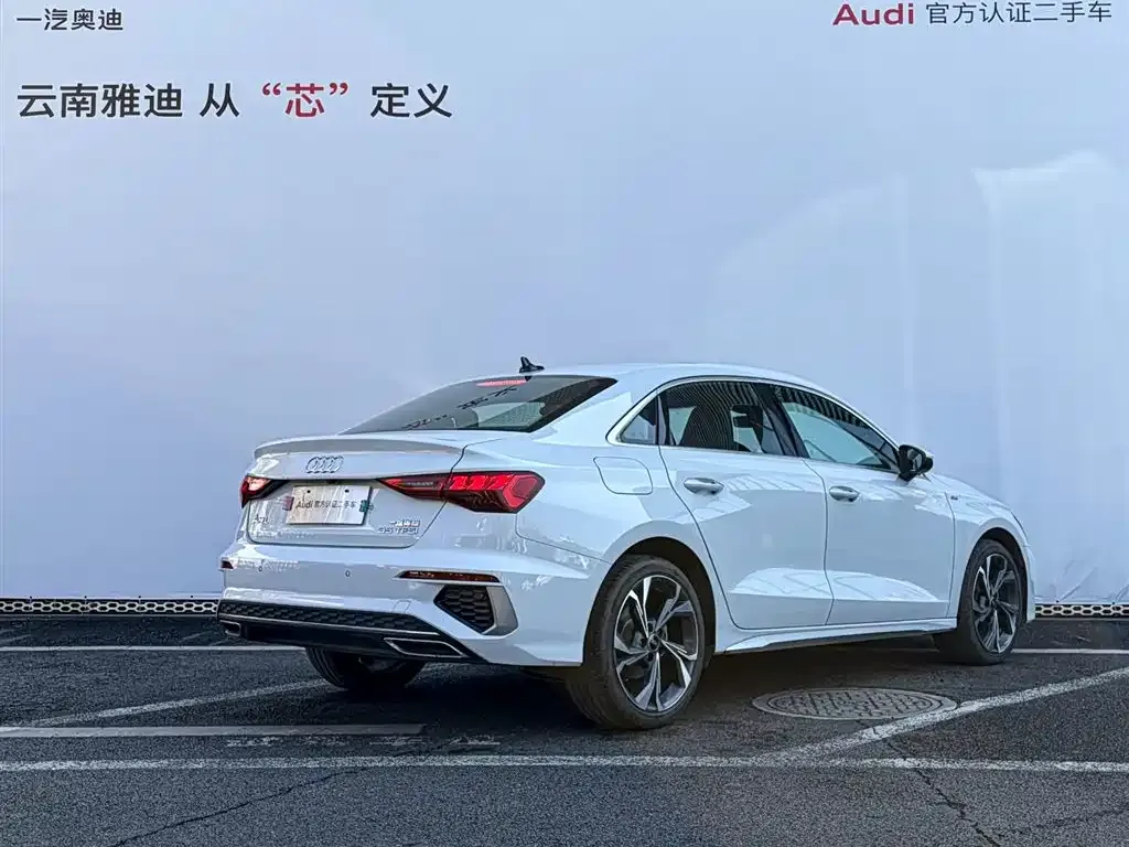Audi A3 2024 из CN, фото 5