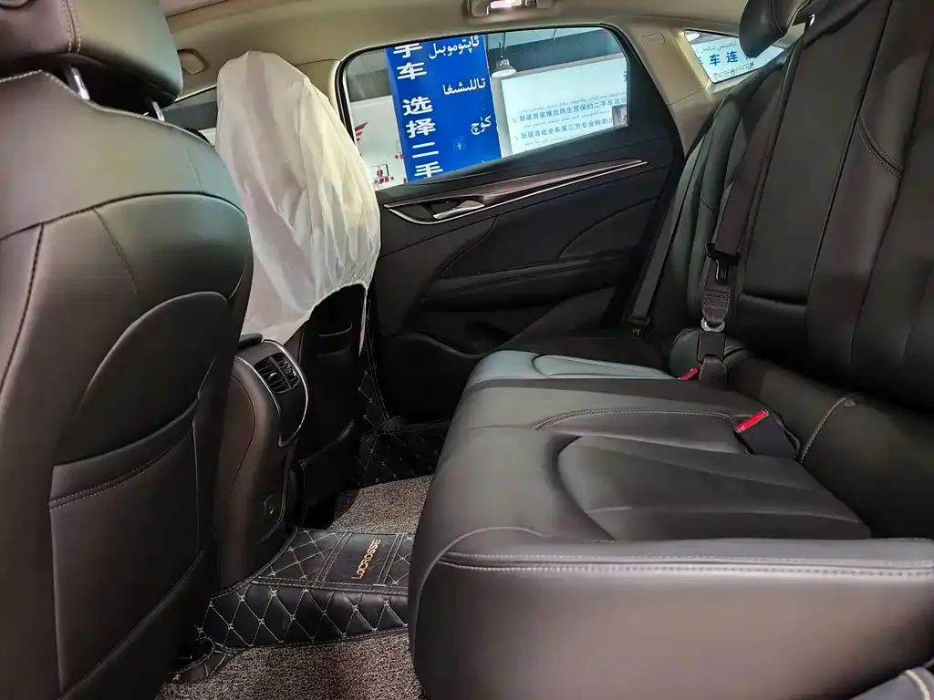 Buick LaCrosse 2021 из CN, фото 5