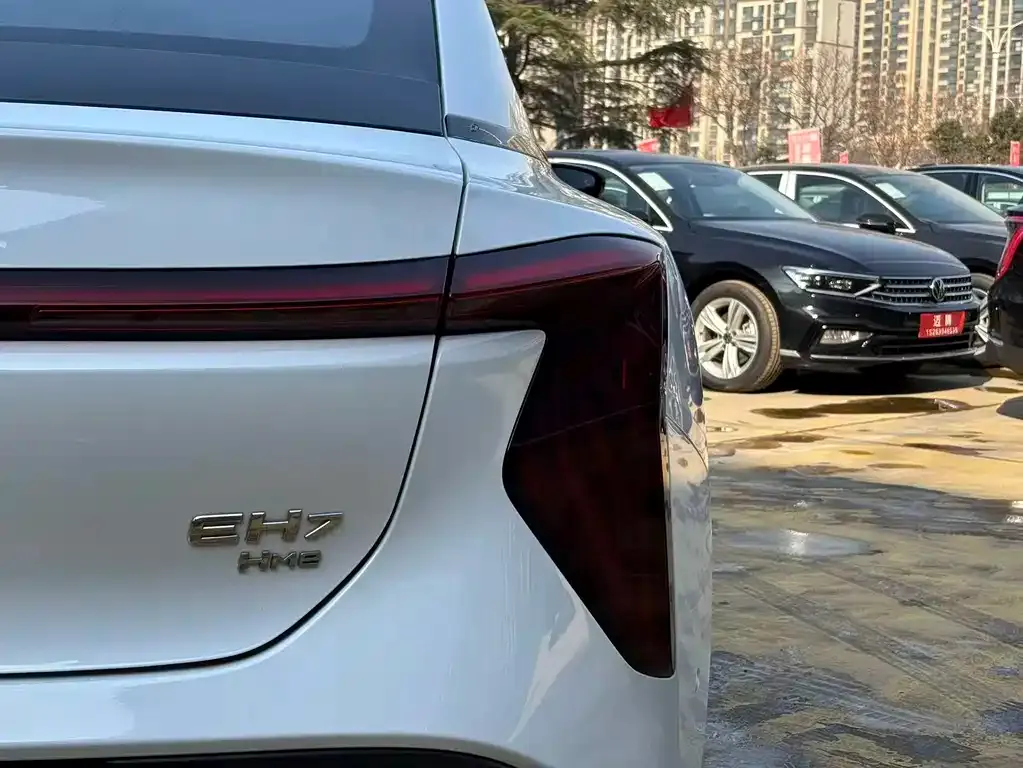 Hongqi EH7 2024 из CN, фото 7