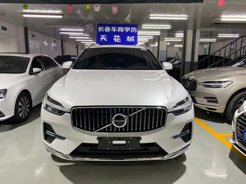 Volvo XC60 2022 из CN, фото 9