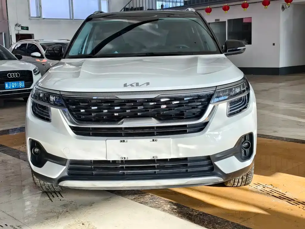 Kia KX3 2022 из CN, фото 1