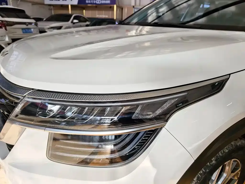 Kia KX3 2022 из CN, фото 6