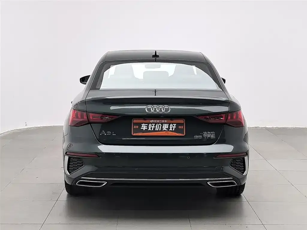 Audi A3 2023 из CN, фото 2