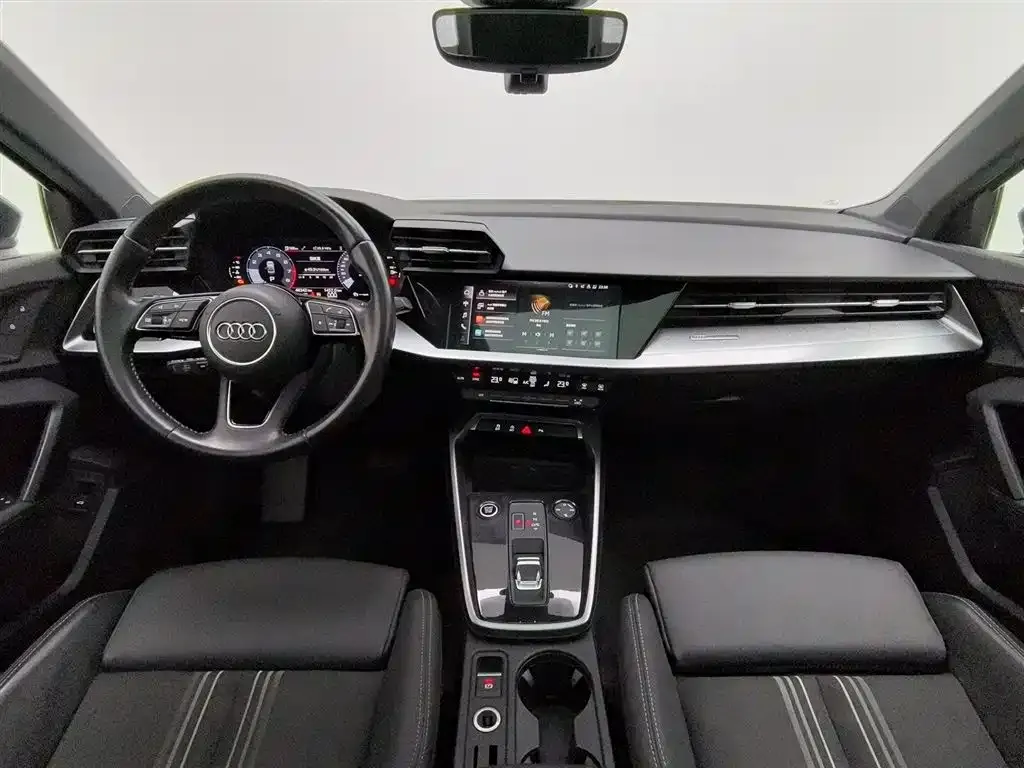 Audi A3 2023 из CN, фото 10