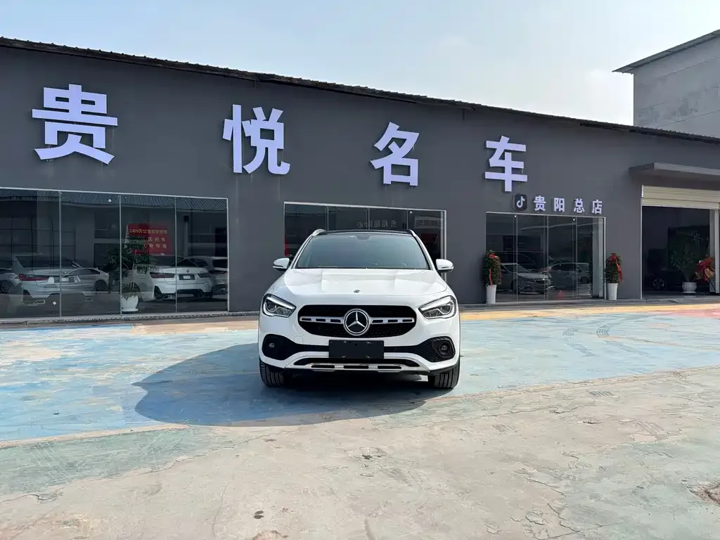 Mercedes-Benz GLA — фото 8
