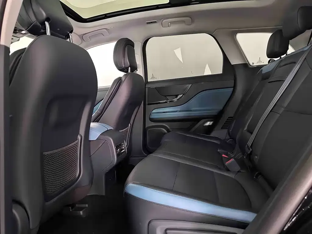 Lincoln Corsair 2025 из CN, фото 10