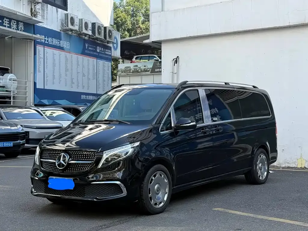 Mercedes-Benz V-Class 2022 из CN, фото 1