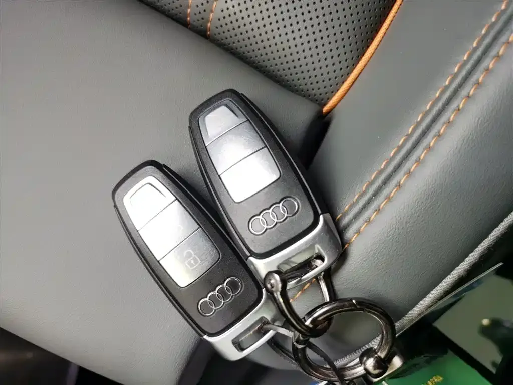 Audi Q4 e-tron 2024 из CN, фото 8