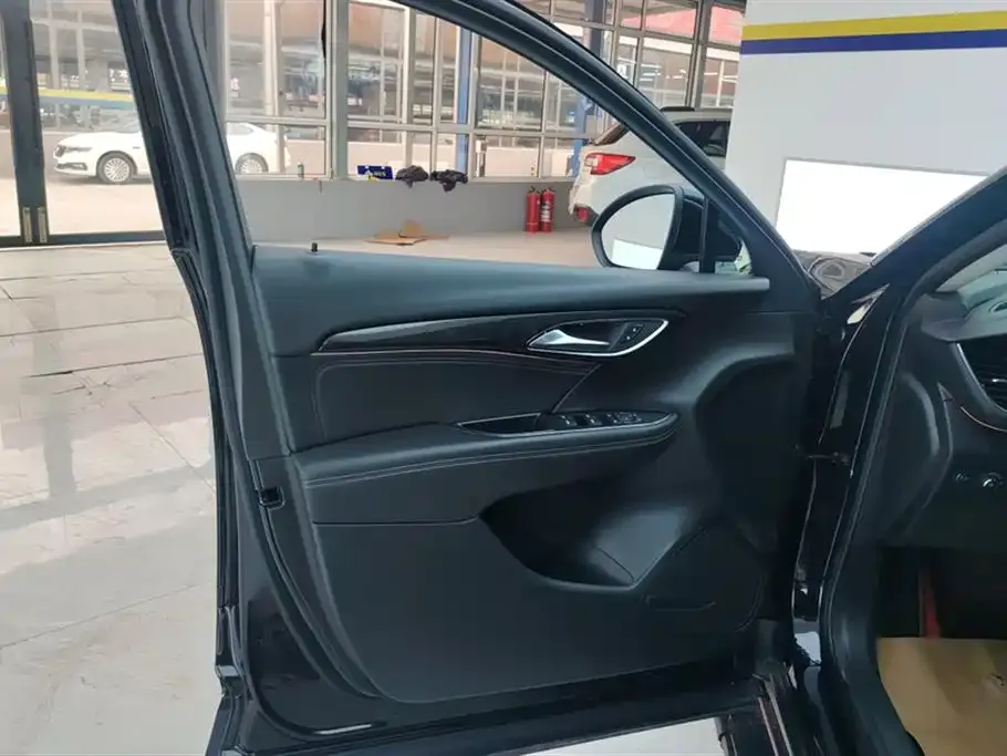 Buick Envision S 2023 из CN, фото 2