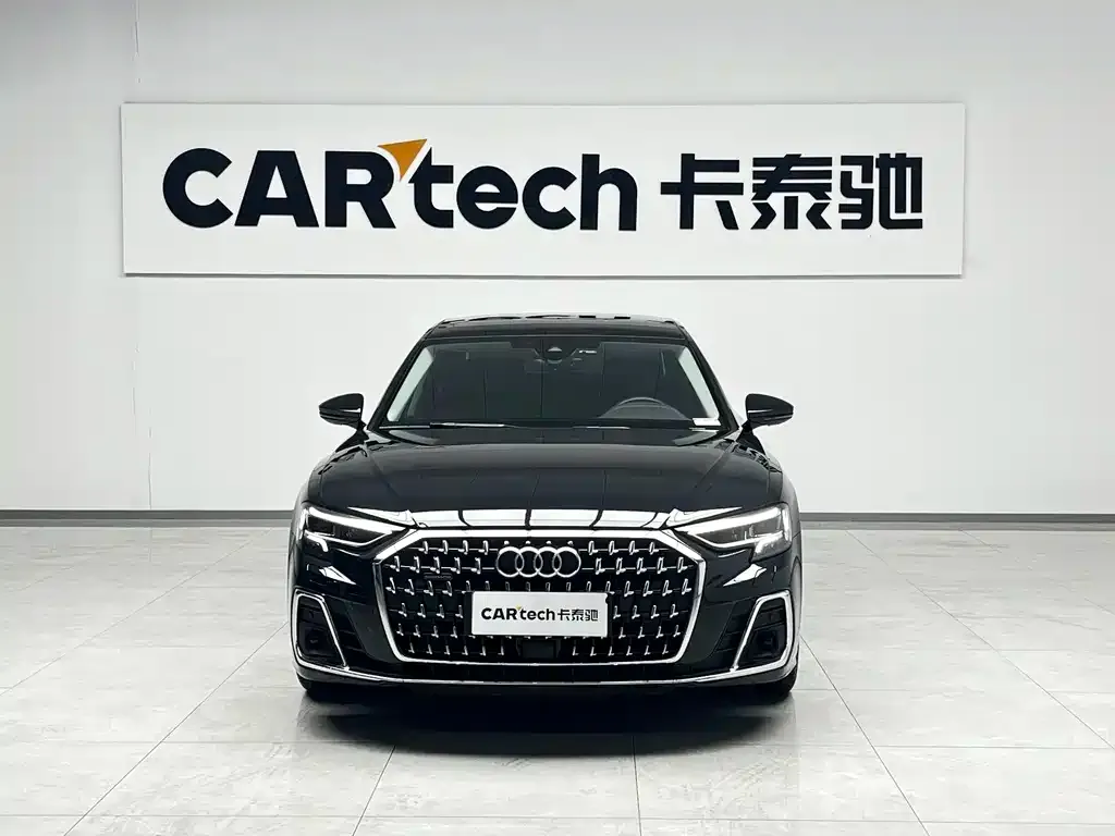 Audi A8 — фото 2