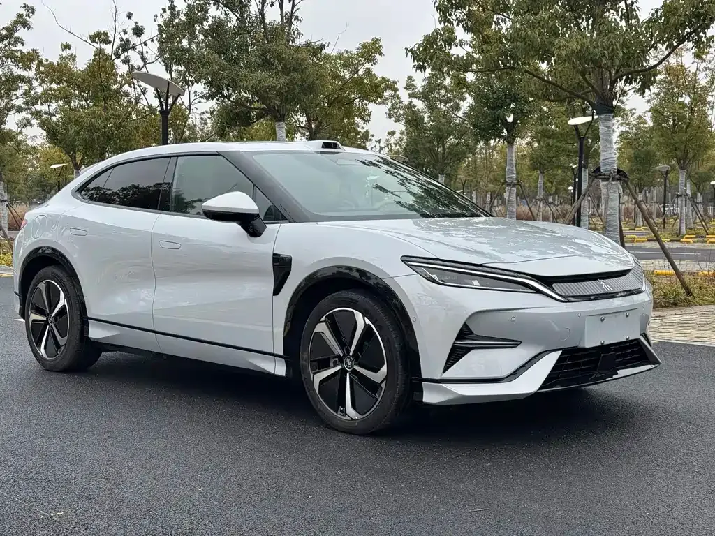 BYD L EV 2025 из CN, фото 10