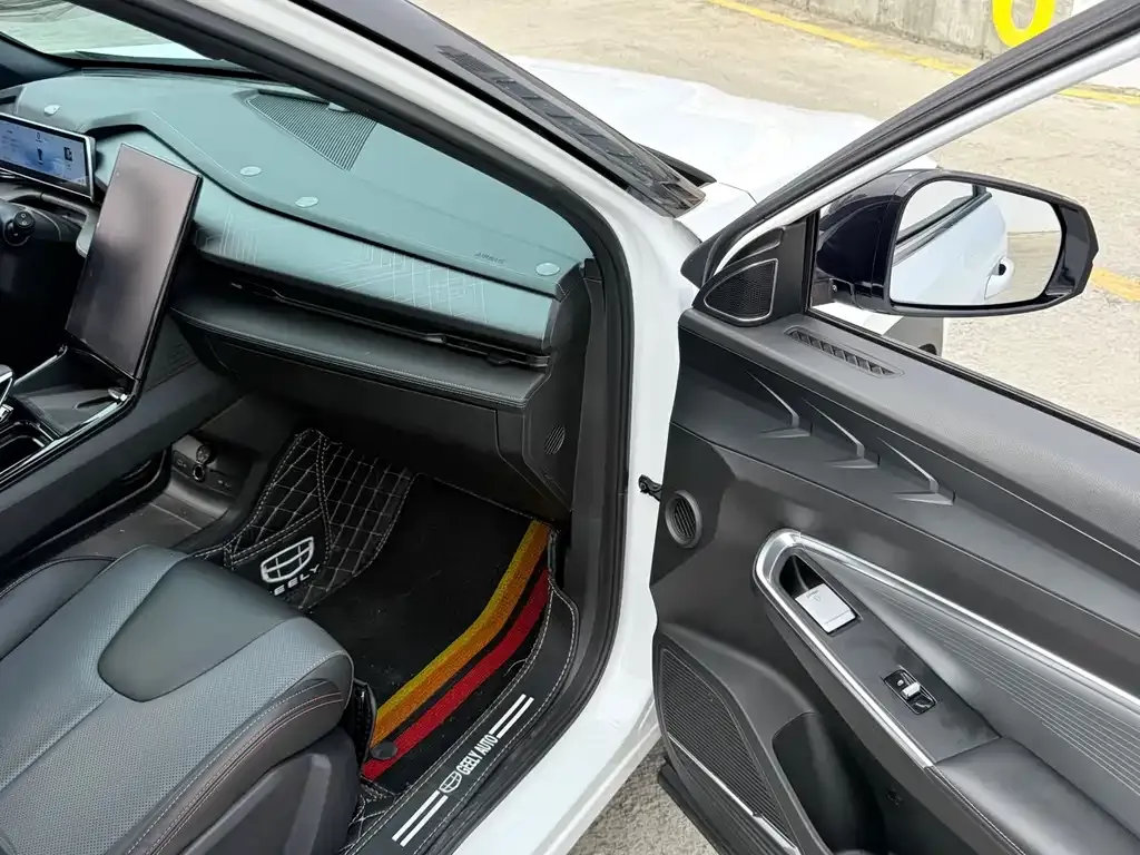 Geely Boyue 2023 из CN, фото 9