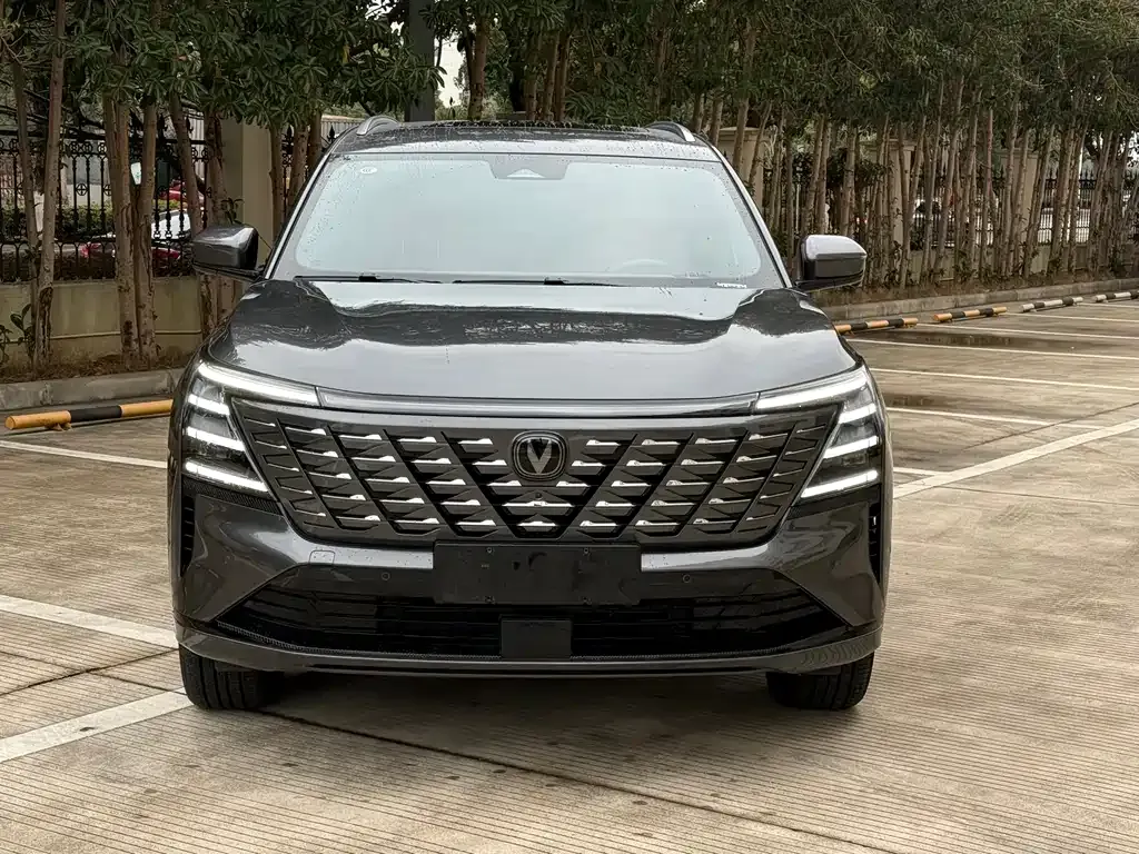 Changan CS75PLUS — фото 7
