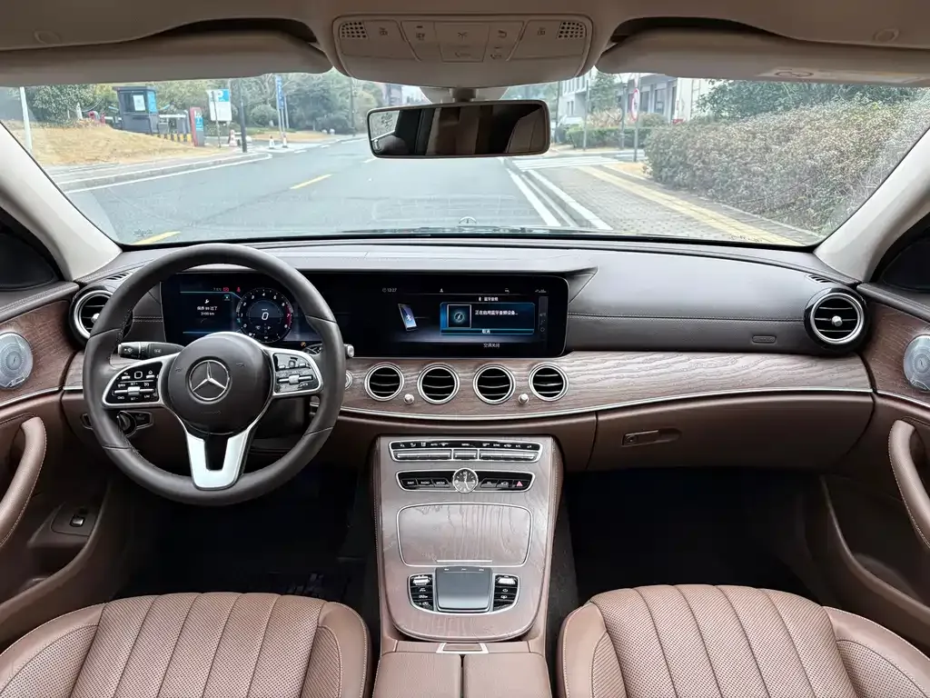 Mercedes-Benz E-Class 2021 из CN, фото 5