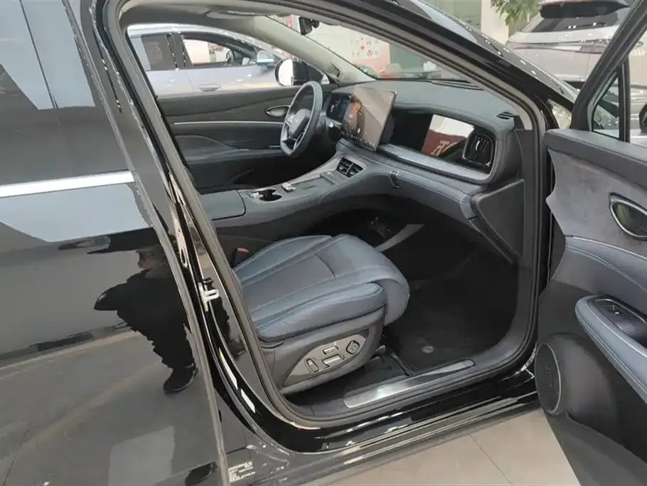 BYD Hiace 07 DM-i — фото 4