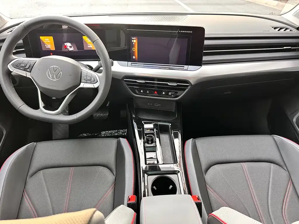 Volkswagen Lamando 2024 из CN, фото 3